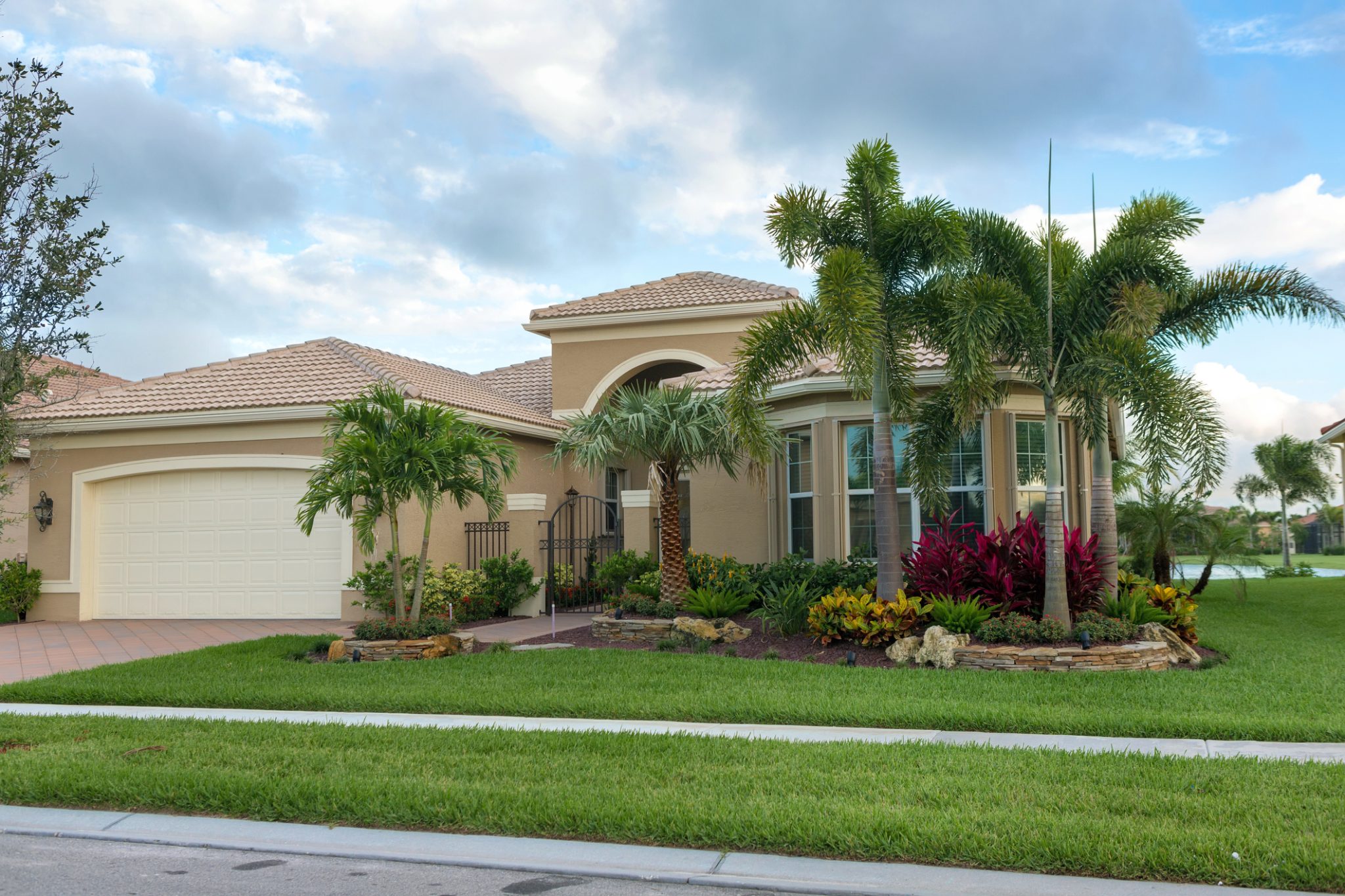 The Trusted Electrician in Melbourne, FL Deltron Electric